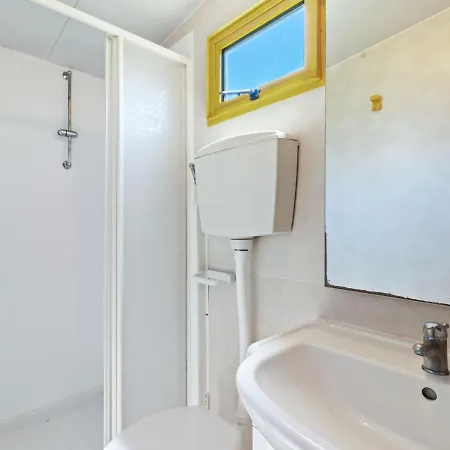 Holiday home Refreshing In With Swimming Pool *