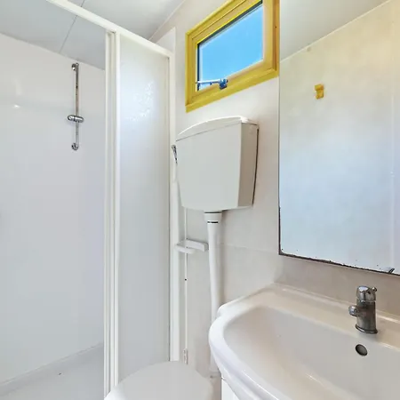 Mobile In Near Centinera Holiday home