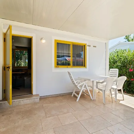 Holiday home Mobile In Near Centinera Banjole